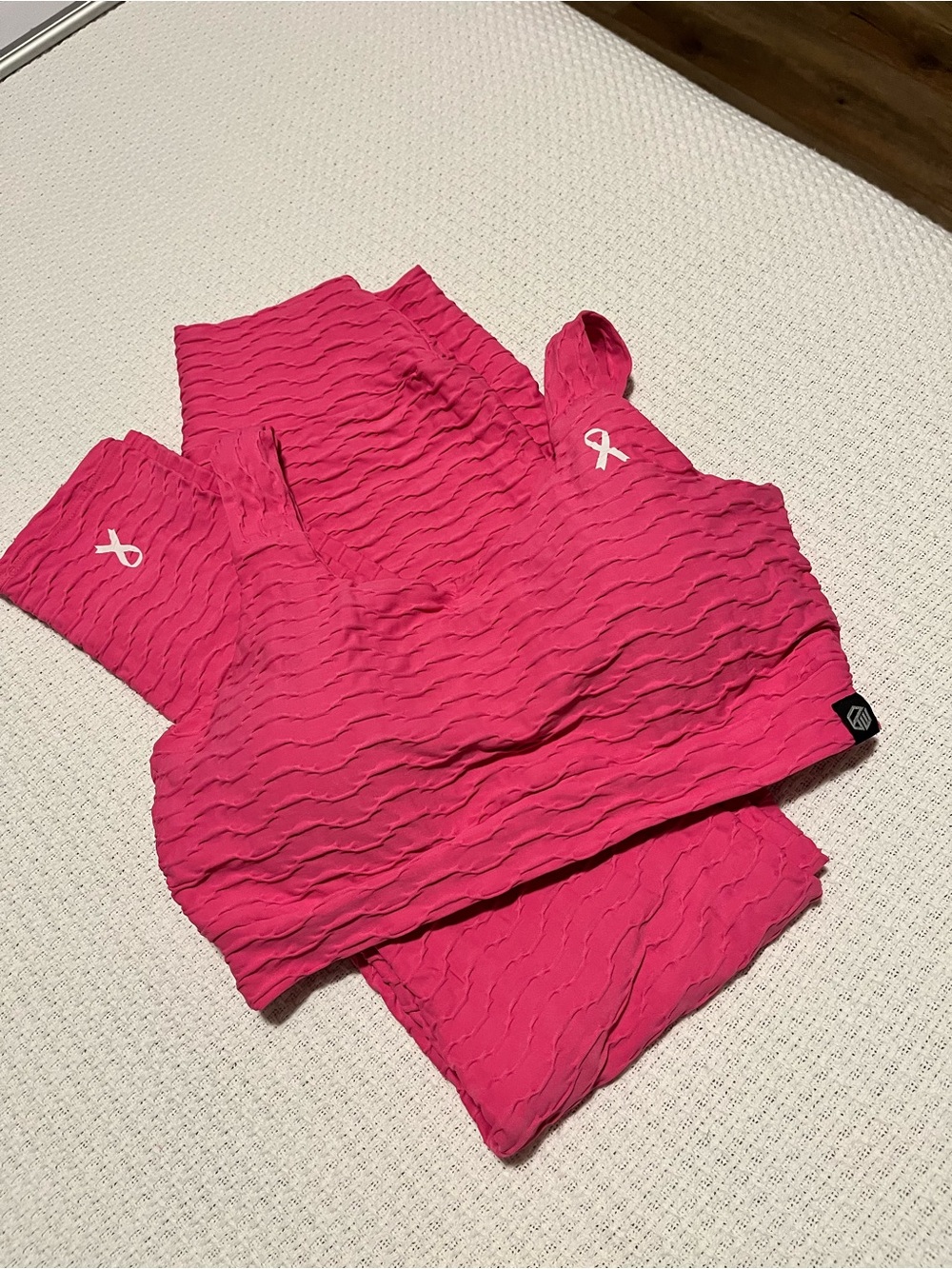Pink Ribbed Texture Active Set - Sports bra and Leggings
